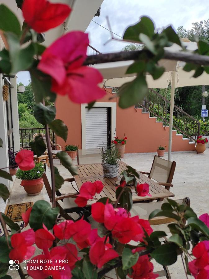 Malibu Daire Glifada Dış mekan fotoğraf