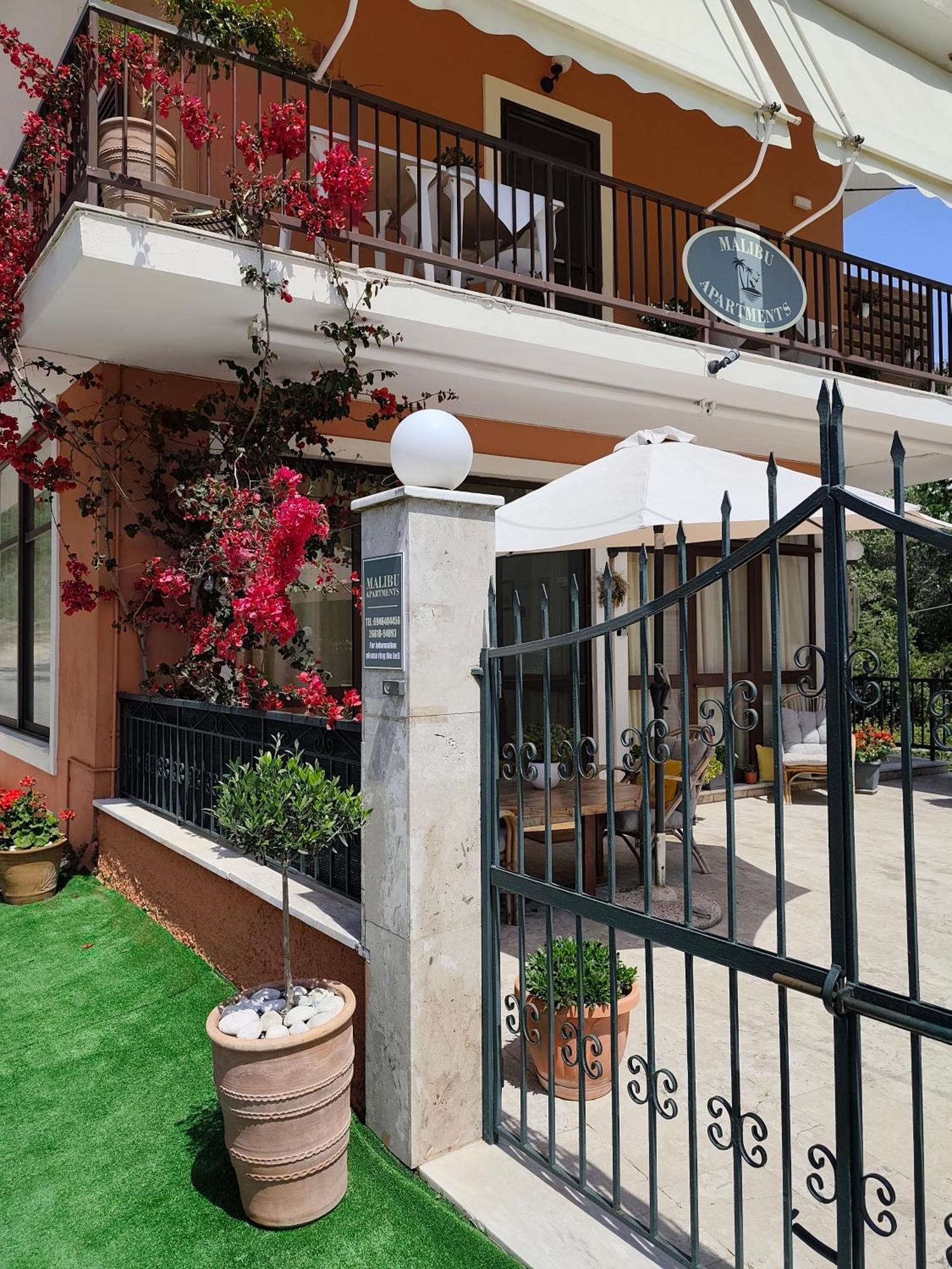 Malibu Daire Glifada Dış mekan fotoğraf